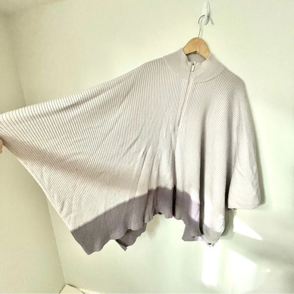 Lululemon 2021 On The Go Poncho Chrome /  Dusky Lavender - Picture 5 of 10